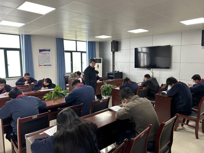 建材公司、檢測公司聯合開展管理人員業務提升考試
